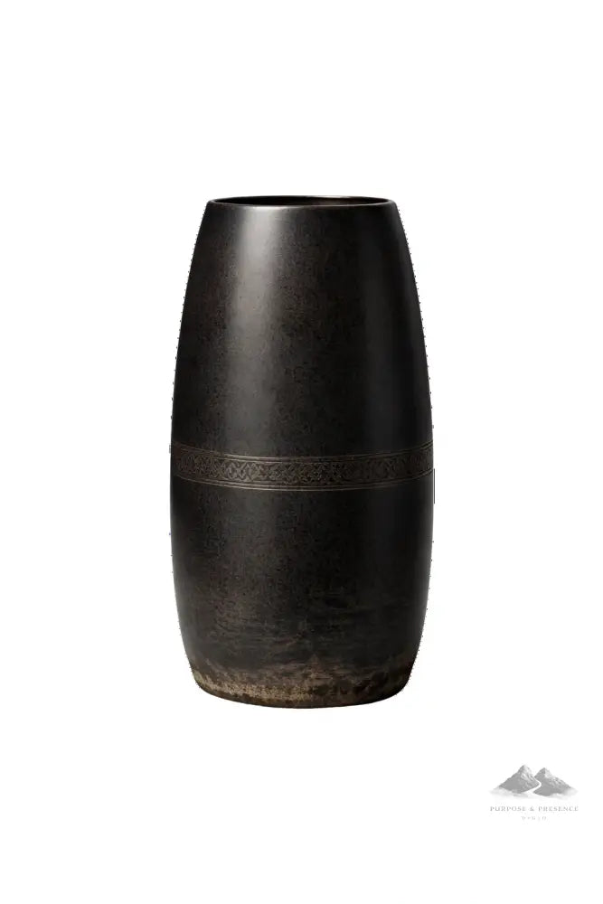 Carved Silence Vessel / Vaso do Silêncio Esculpido / Vasija de Silencio Tallado - Purpose And Presence Digio