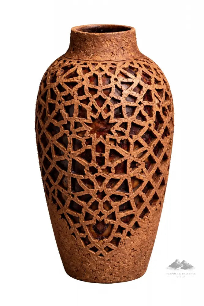 Earthen Lattice Vessel / Vasija de Celosía Terrenal / Vaso de Treliça Terrena - Purpose And Presence Digio